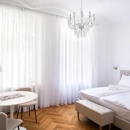 Appartement Urban Nest Wolfova By The Triple Bridge *