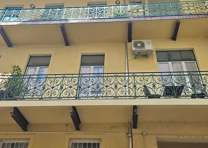 Urban Nest Wolfova By The Triple Bridge דירה