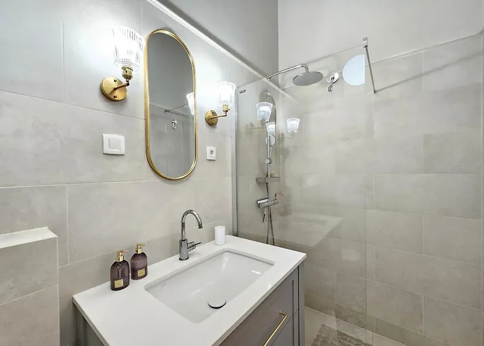 דירה Urban Nest Wolfova By The Triple Bridge