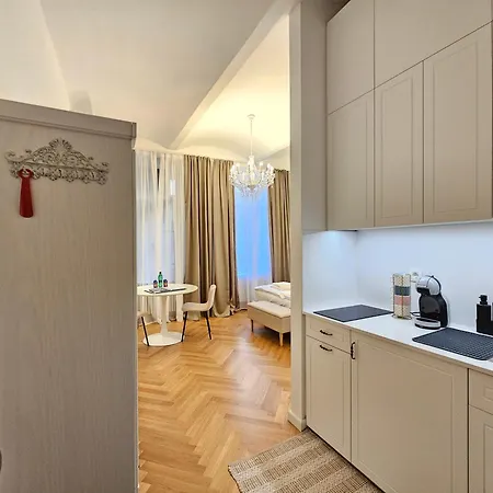 Urban Nest Wolfova By The Triple Bridge 卢布尔雅那