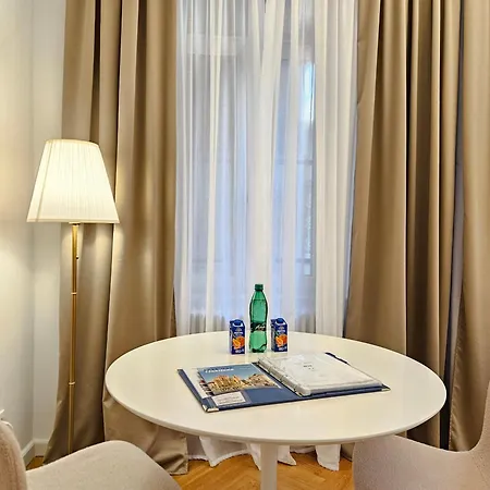 Urban Nest Wolfova By The Triple Bridge * 卢布尔雅那