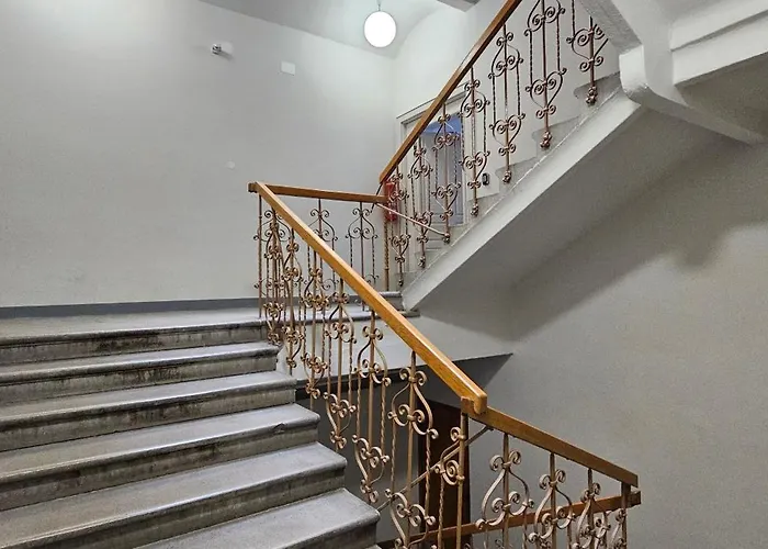 Urban Nest Wolfova By The Triple Bridge Apartman